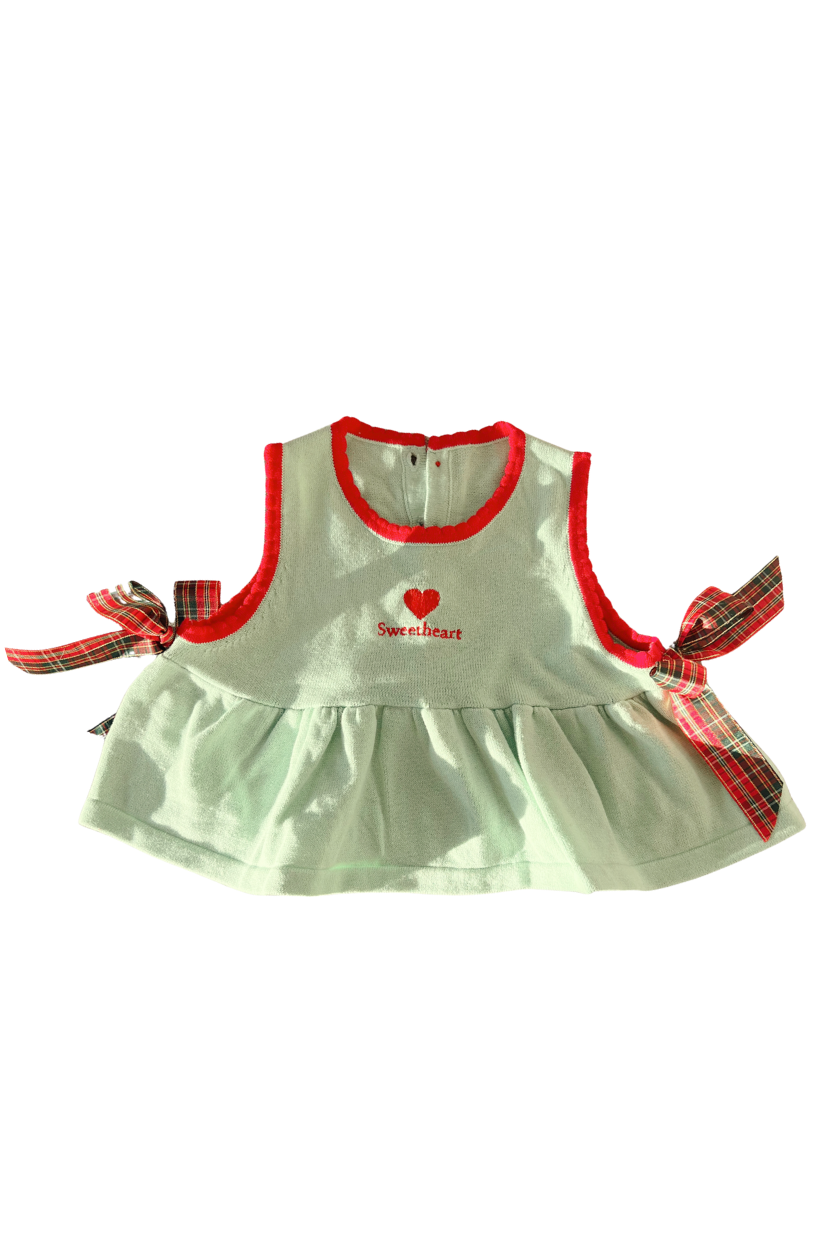 Sweetheart Peplum ✿ Holly