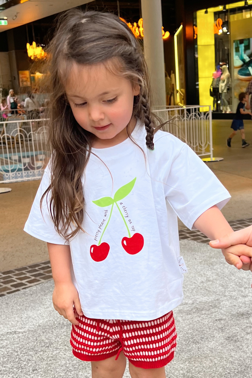 Oversized Tee ✿ Cherry
