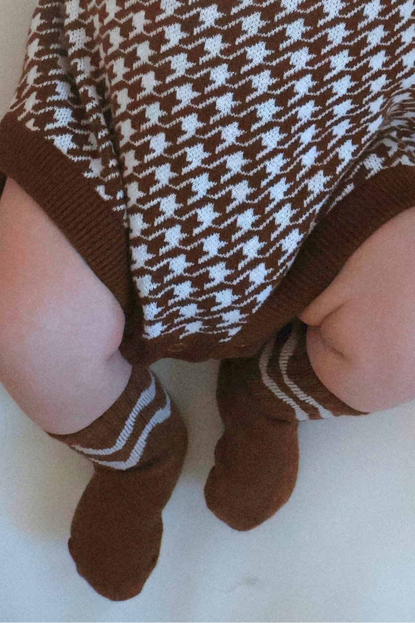 Socks ✿ Chocolate Squiggle