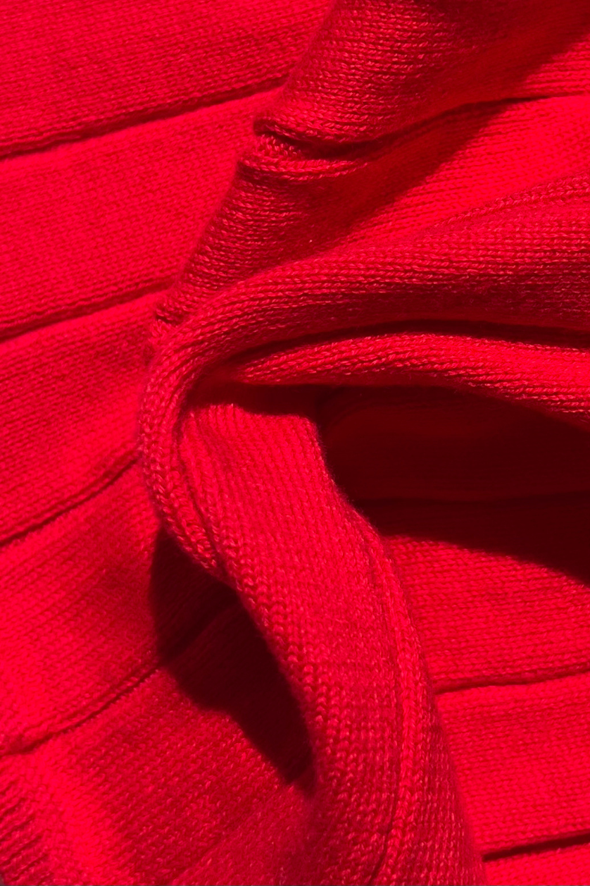 Twirl Mini ✿ Fiery Red