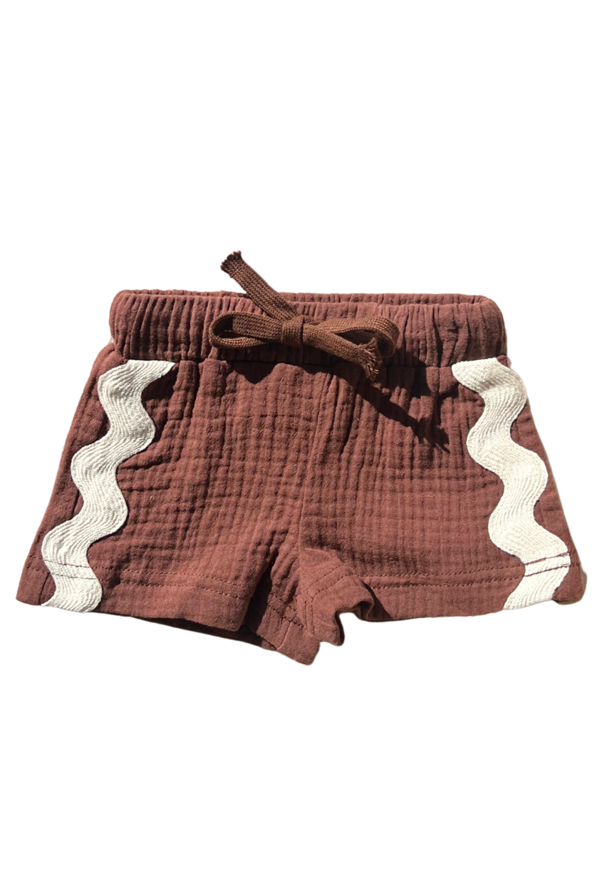 Squiggle Shorts ✿ Chocolate Crinkle