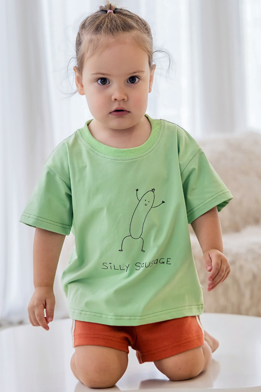 Silly Sausage Tee ✿ Matcha