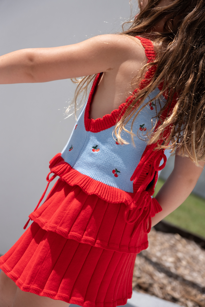 Twirl Mini ✿ Fiery Red