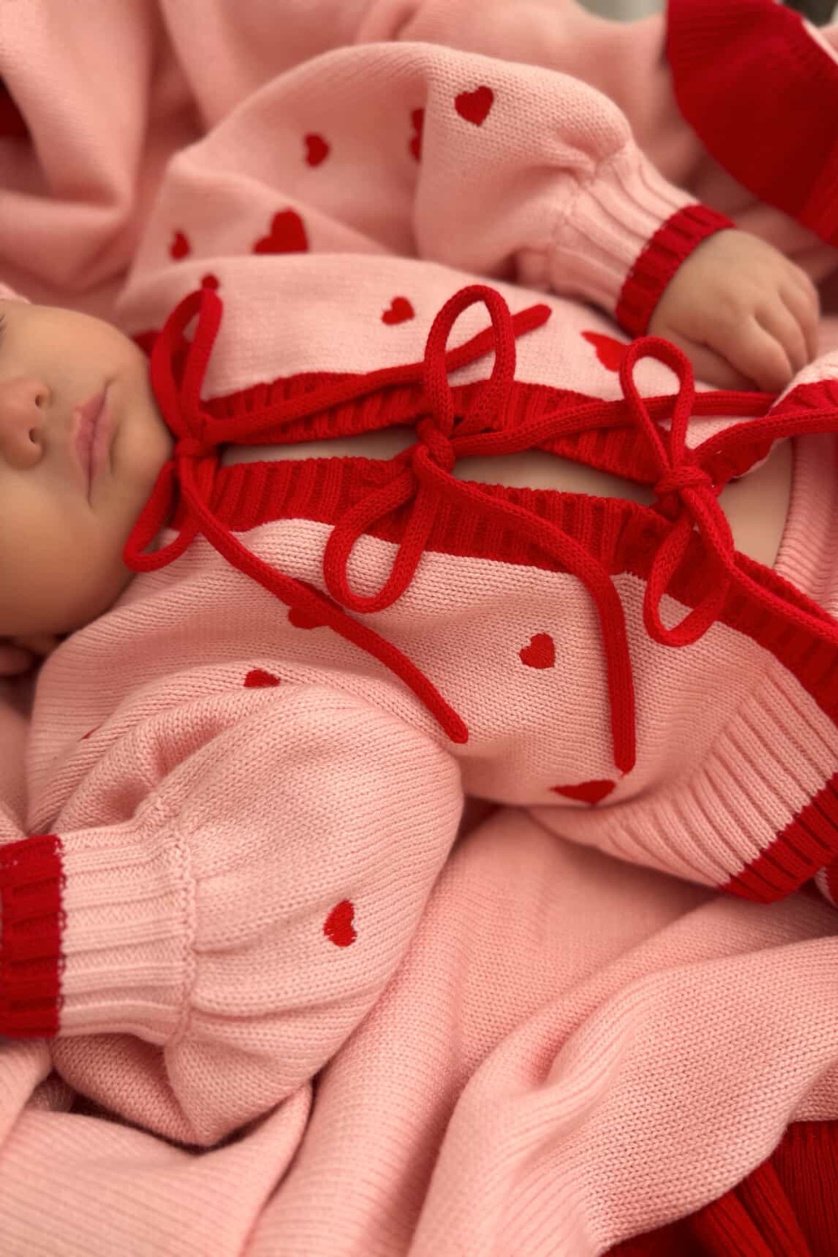 Heart Tie Up Cardigan ✿ Berry