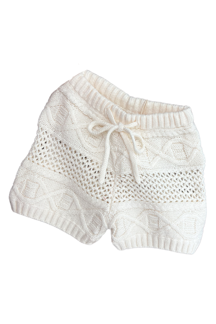 Crochet Shorts ✿ Eggnog