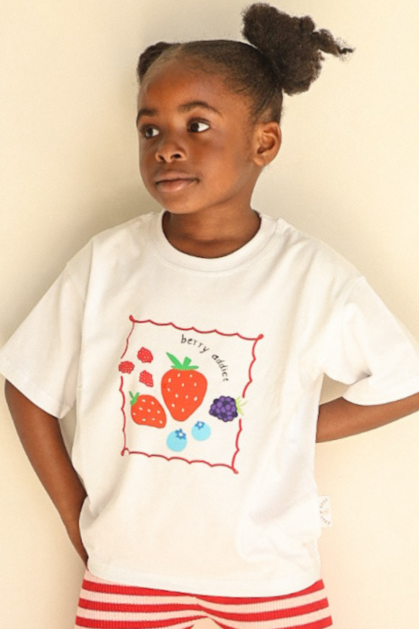 Oversized Tee ✿ Berry Addict