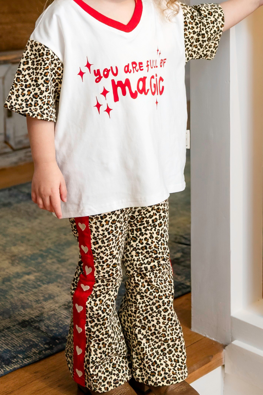 Oversized Tee ✿ Full of Magic